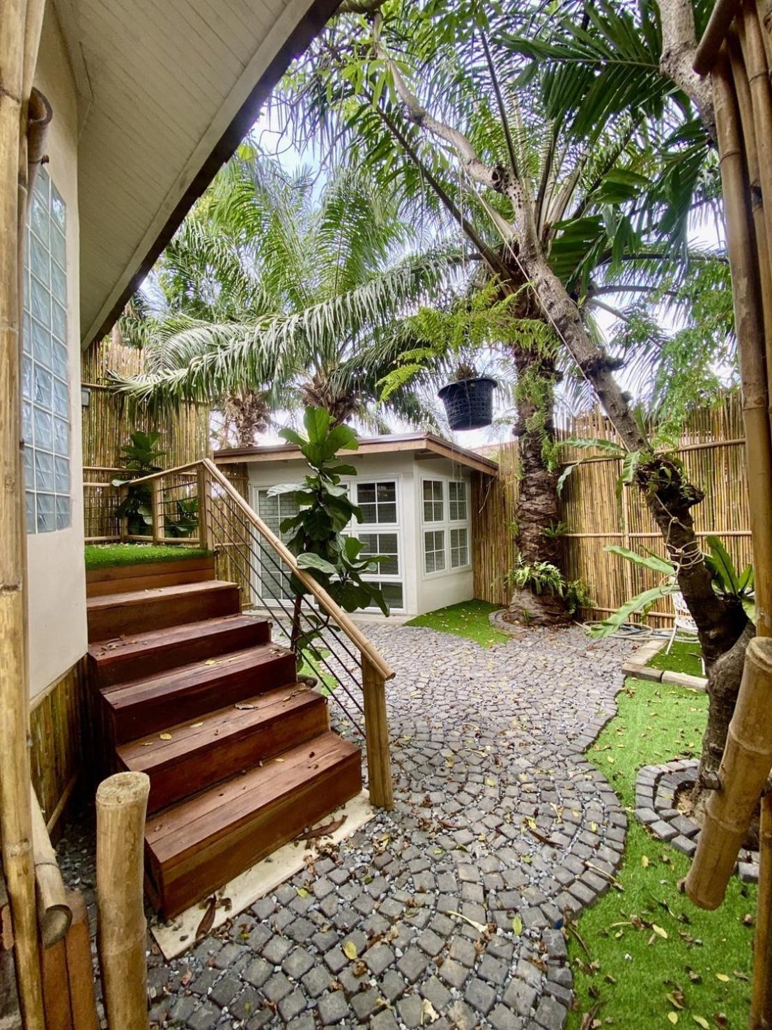 Country Lake View Hotel Suphanburi Exterior foto