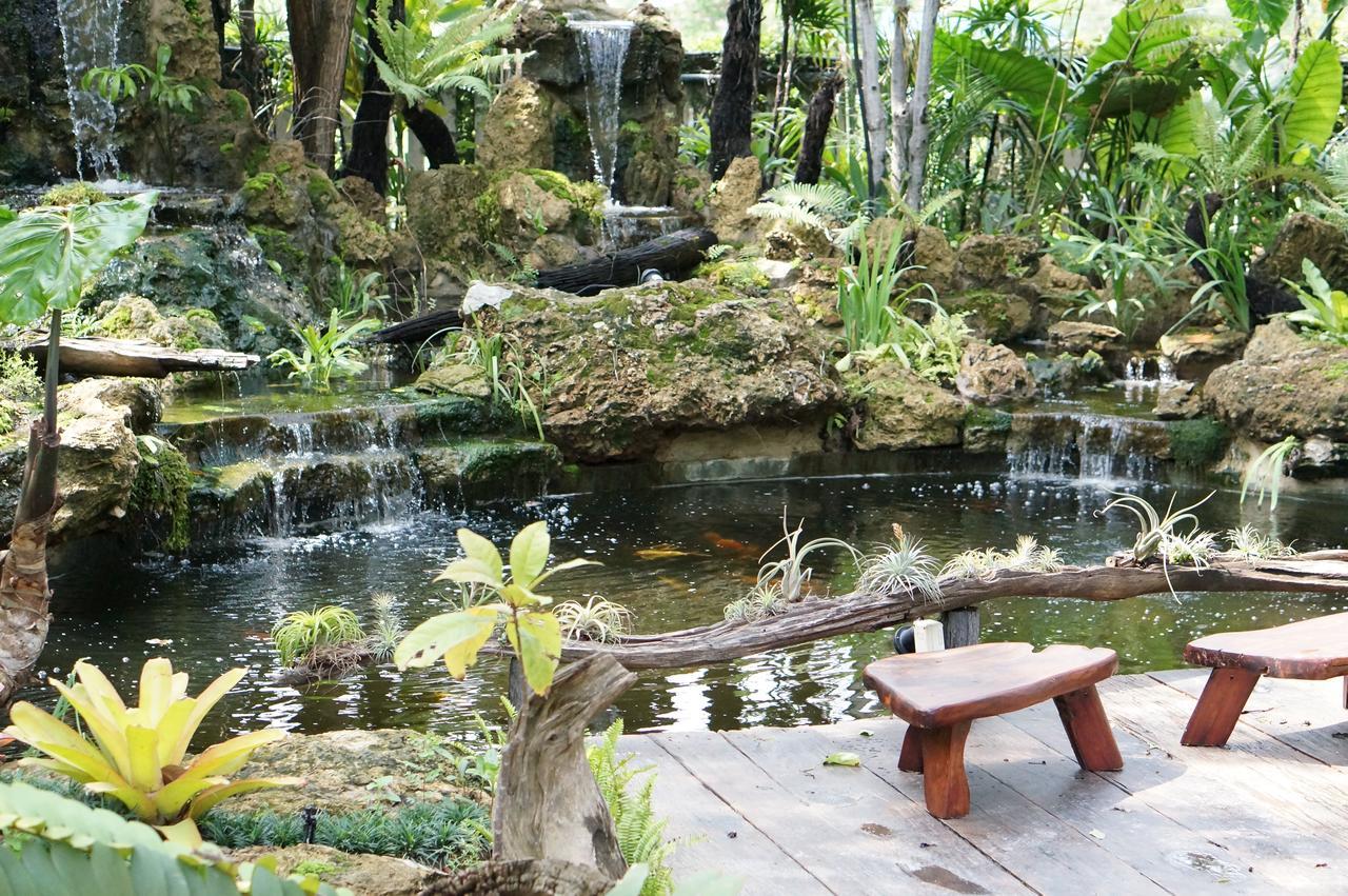 Country Lake View Hotel Suphanburi Exterior foto